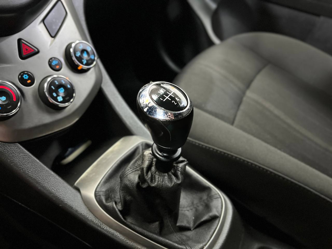 CHEVROLET AVEO