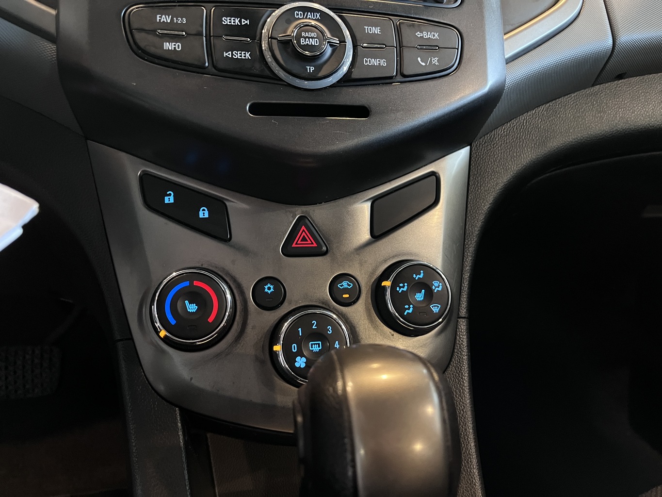 CHEVROLET AVEO