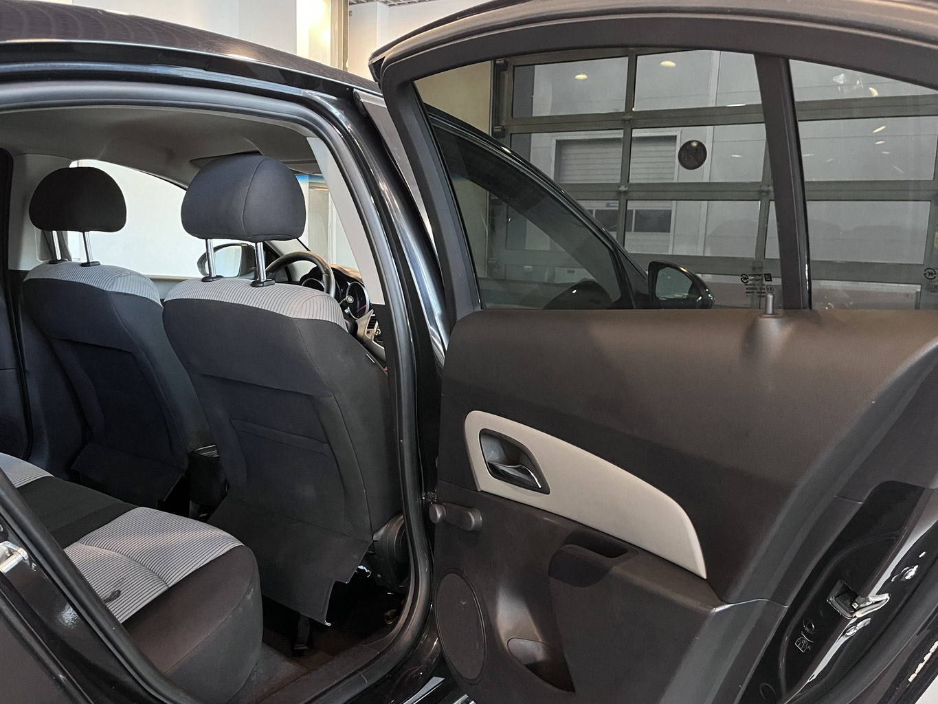 CHEVROLET CRUZE
