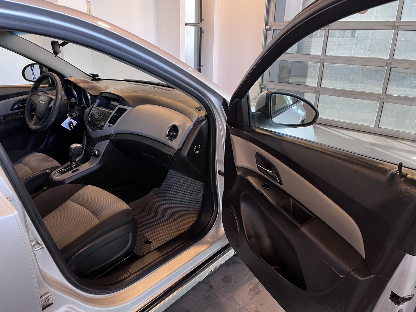 CHEVROLET CRUZE