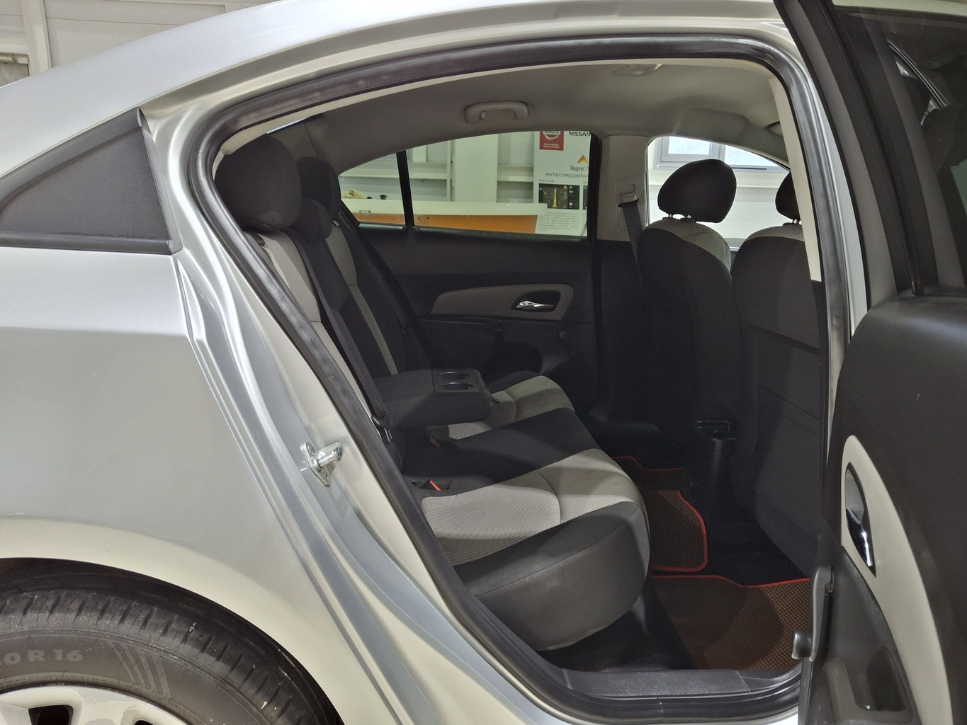 CHEVROLET CRUZE
