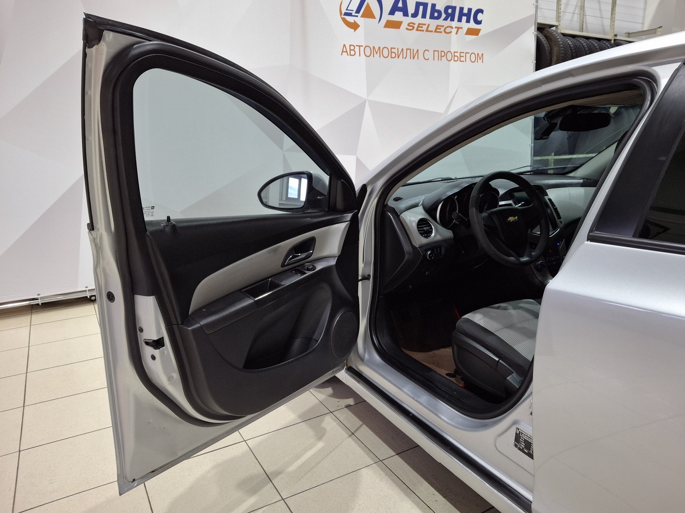 CHEVROLET CRUZE