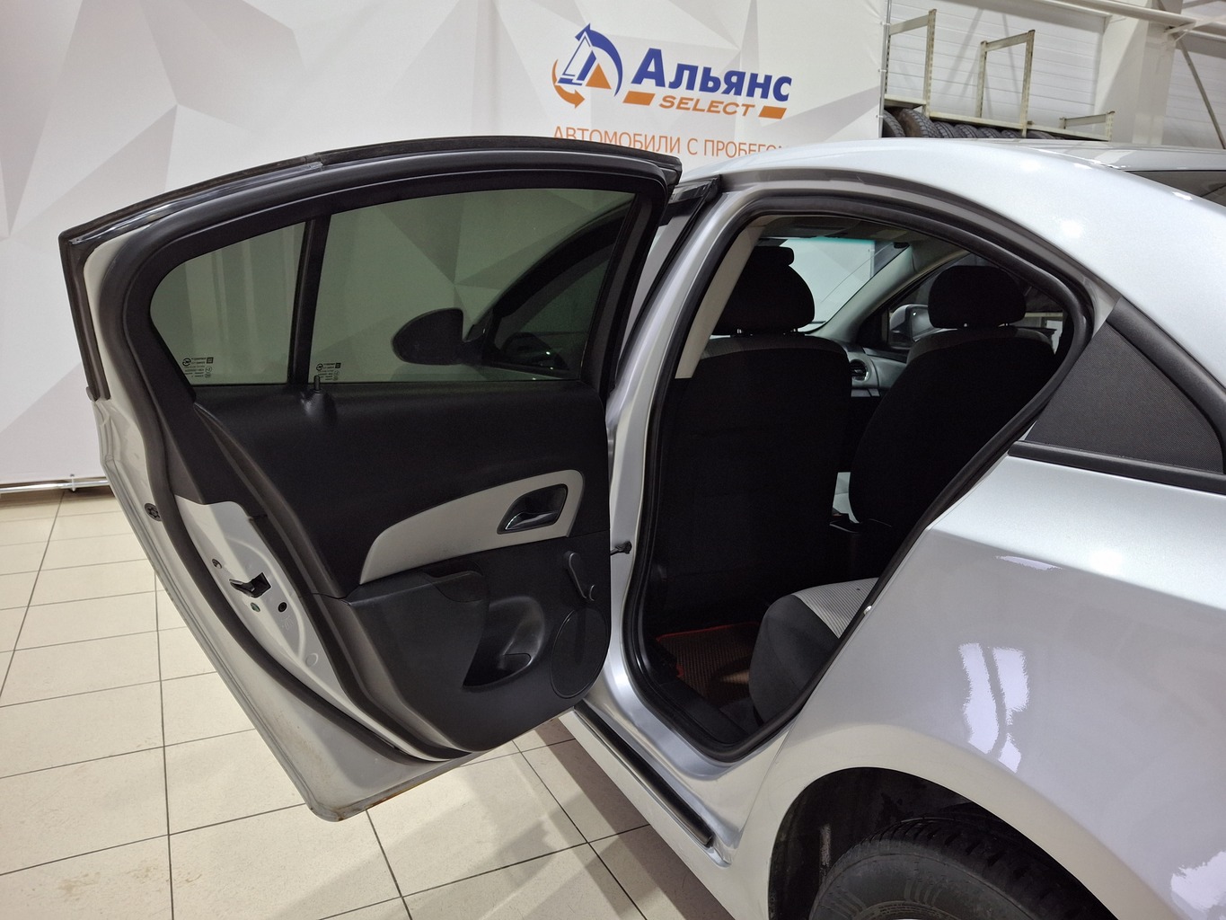 CHEVROLET CRUZE