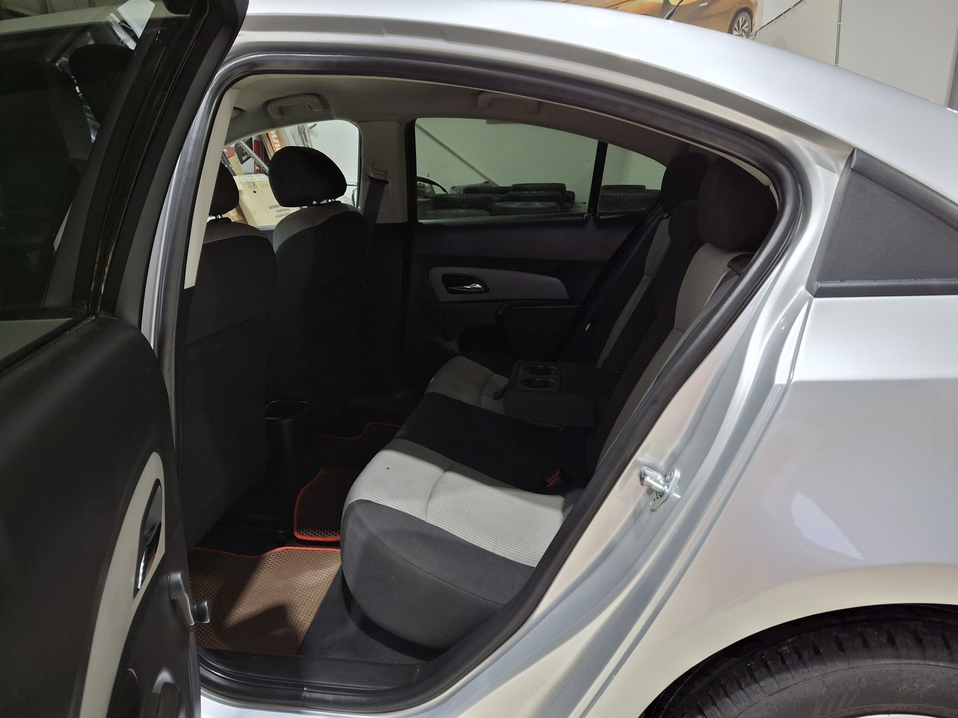 CHEVROLET CRUZE
