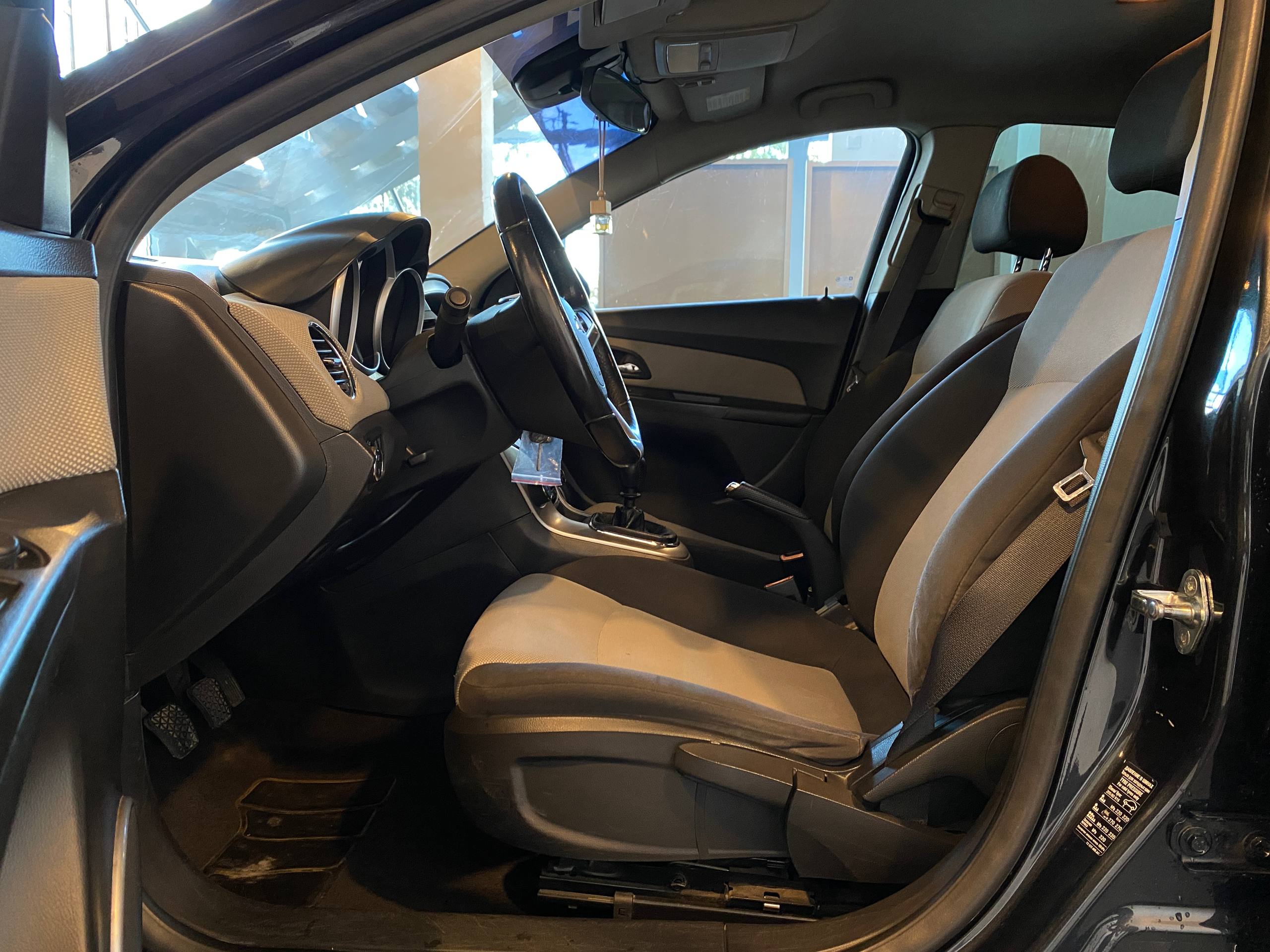 CHEVROLET CRUZE