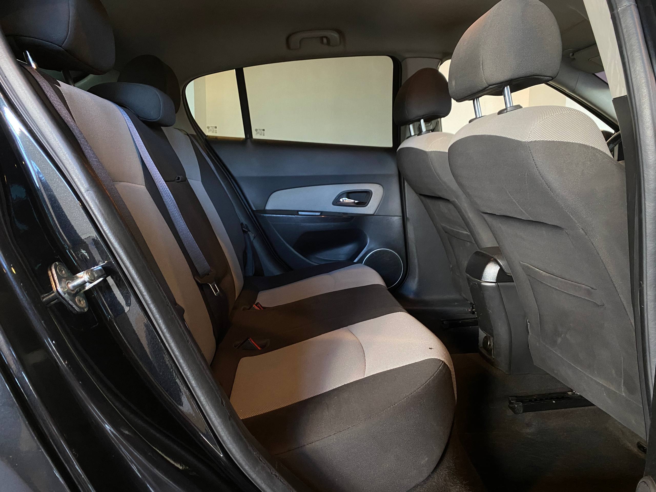 CHEVROLET CRUZE