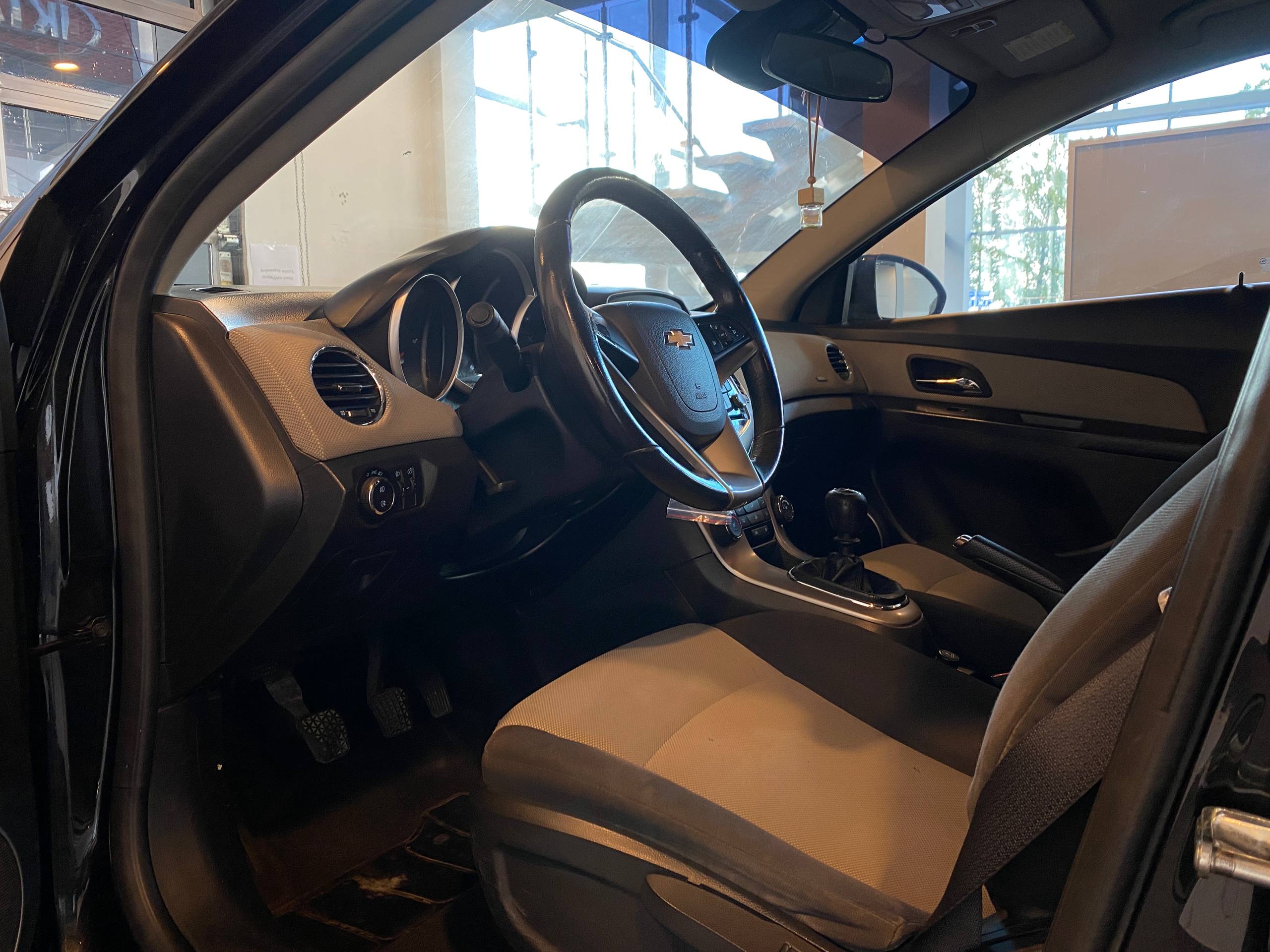 CHEVROLET CRUZE