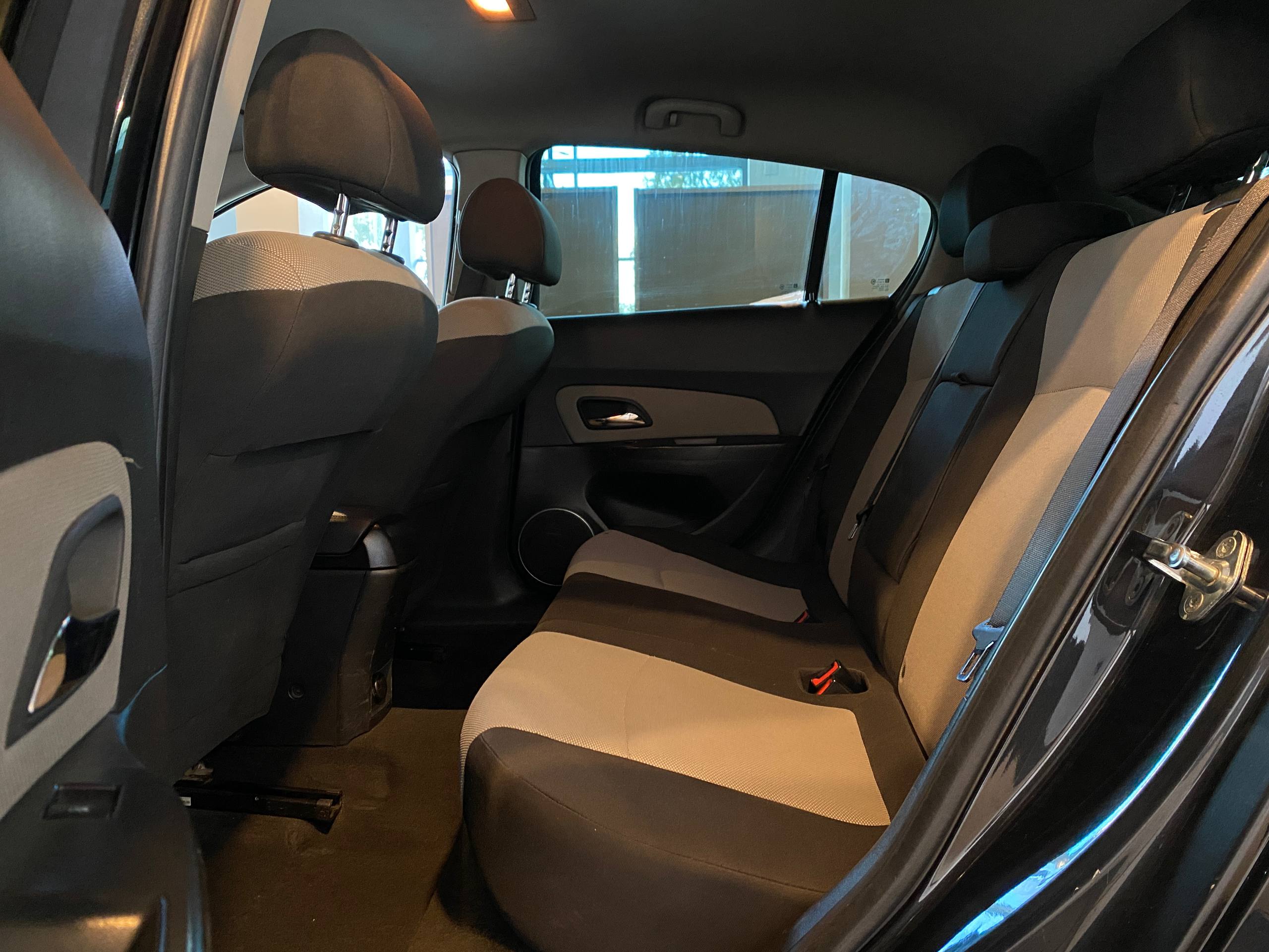 CHEVROLET CRUZE