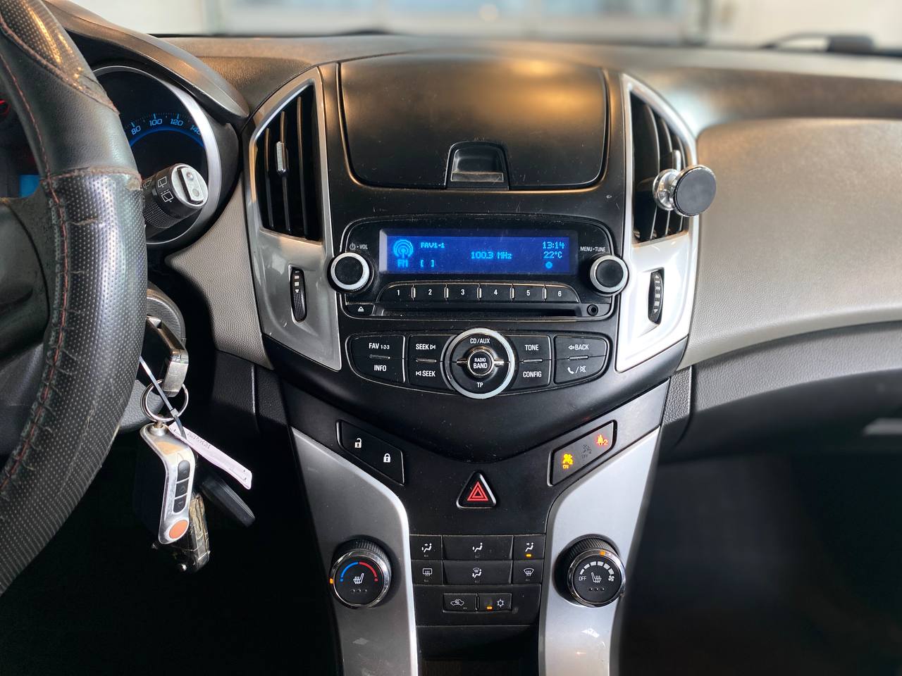 CHEVROLET CRUZE