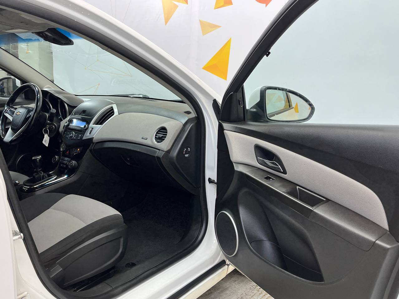 CHEVROLET CRUZE