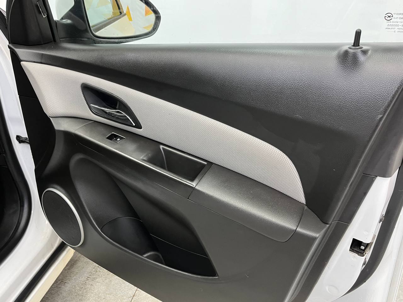 CHEVROLET CRUZE