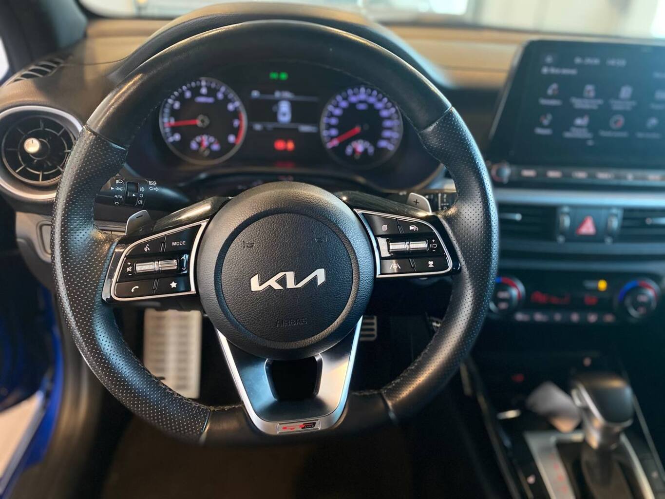 KIA CERATO