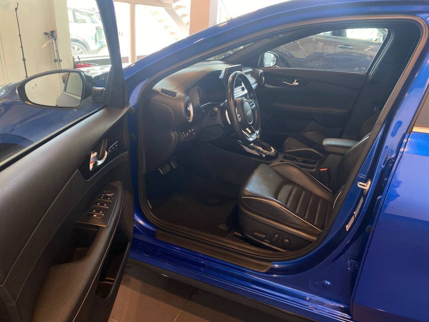 KIA CERATO