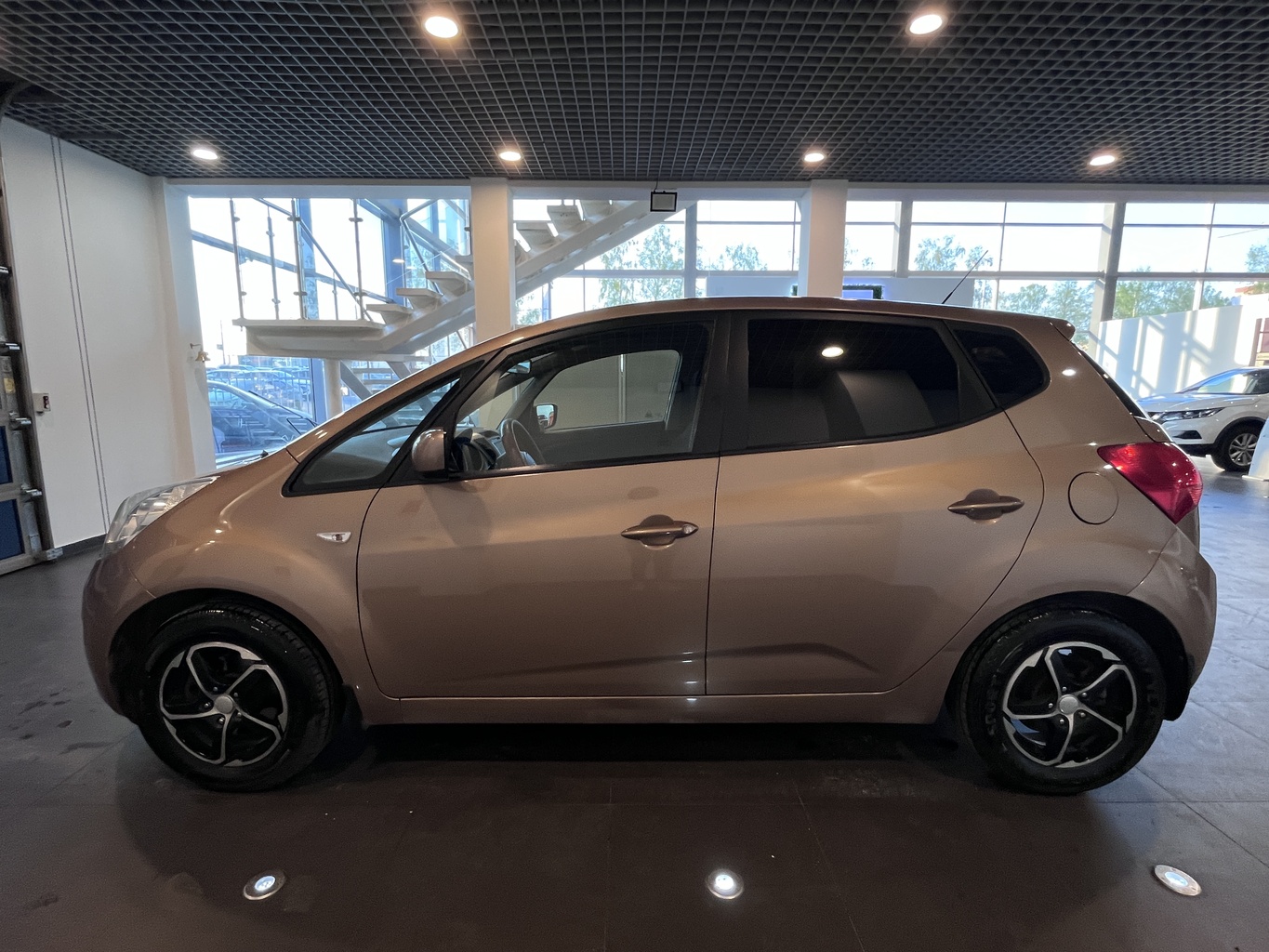 KIA VENGA