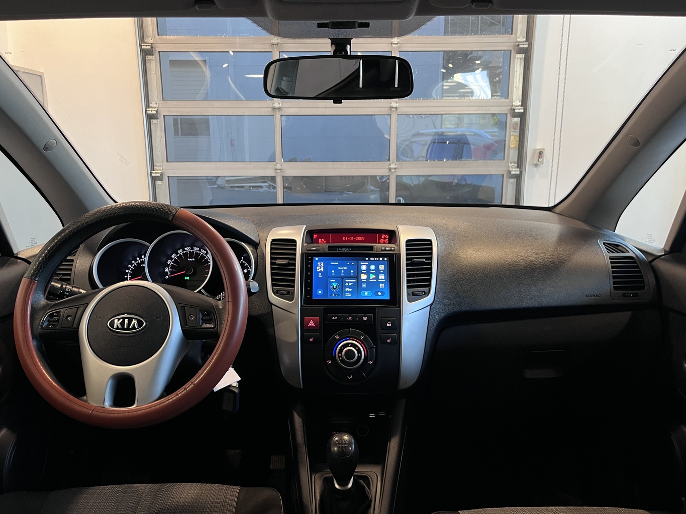 KIA VENGA