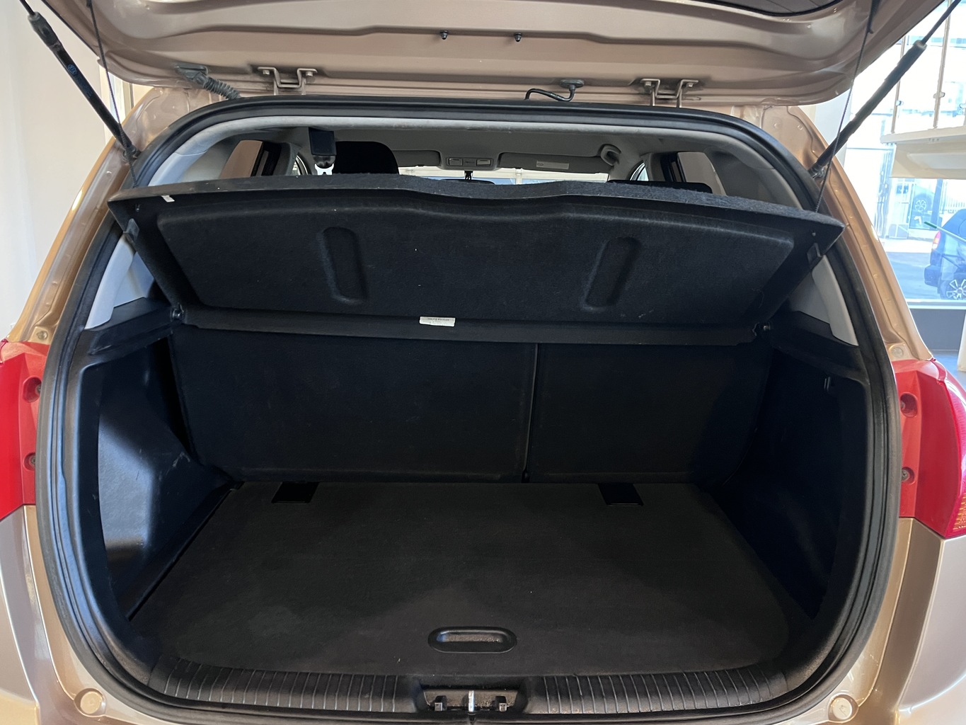 KIA VENGA