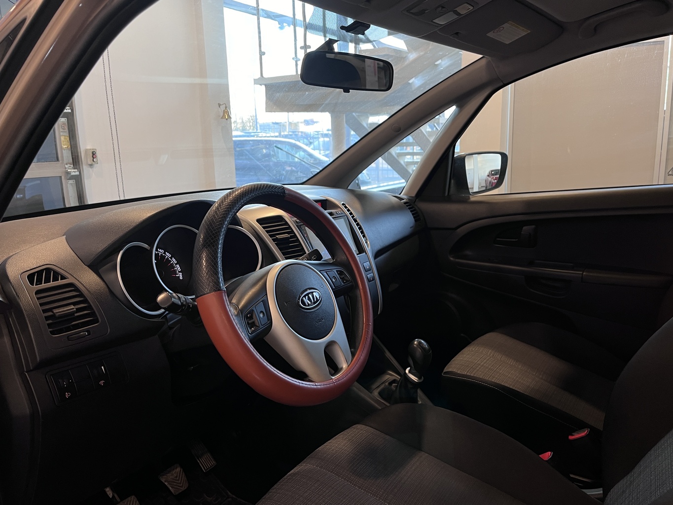 KIA VENGA