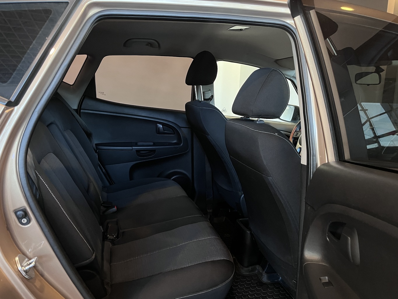 KIA VENGA
