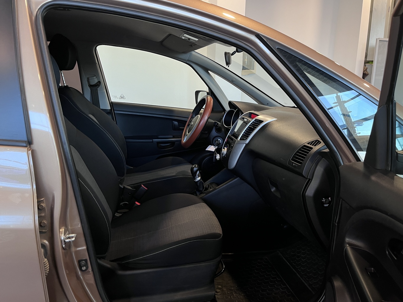 KIA VENGA