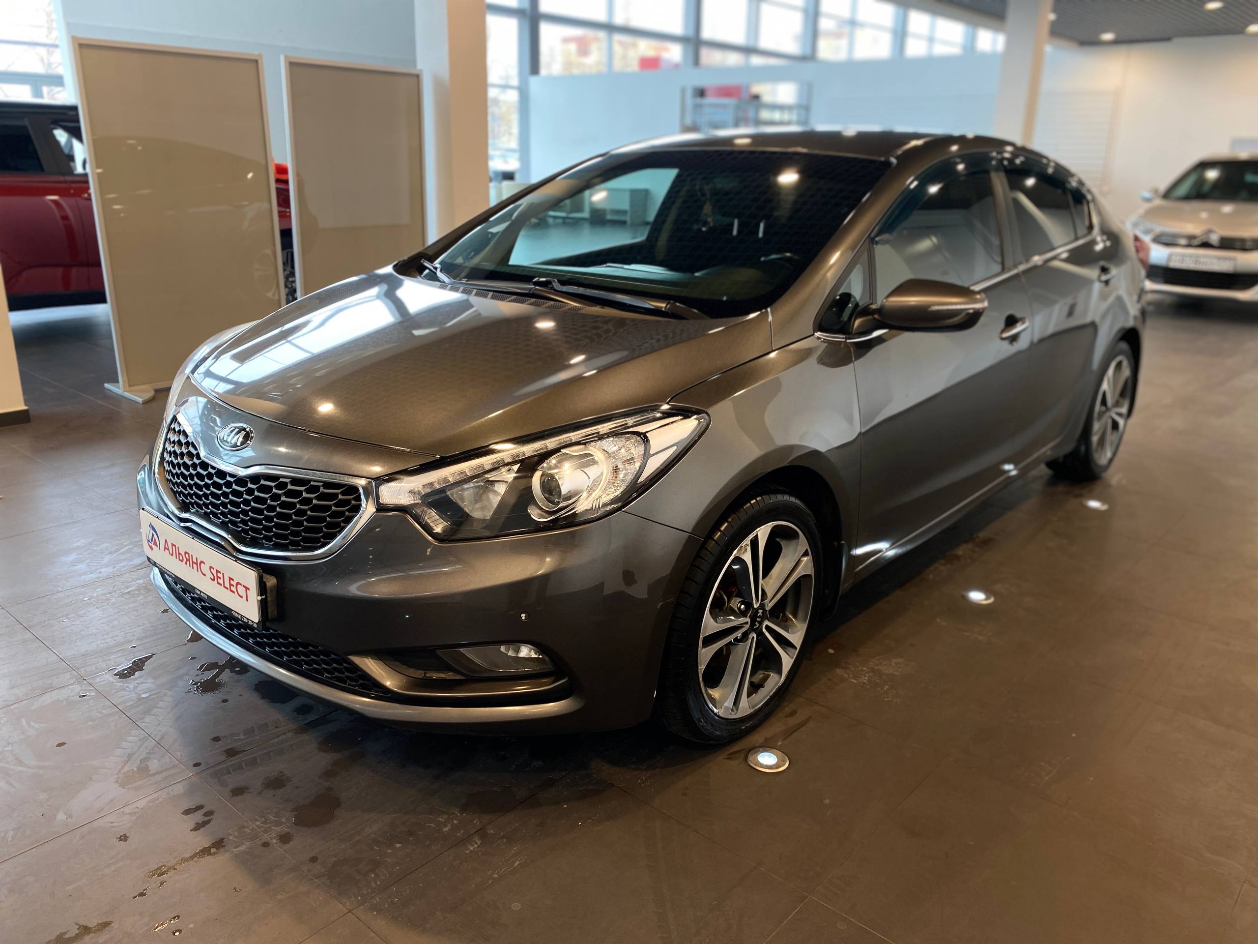 KIA CERATO