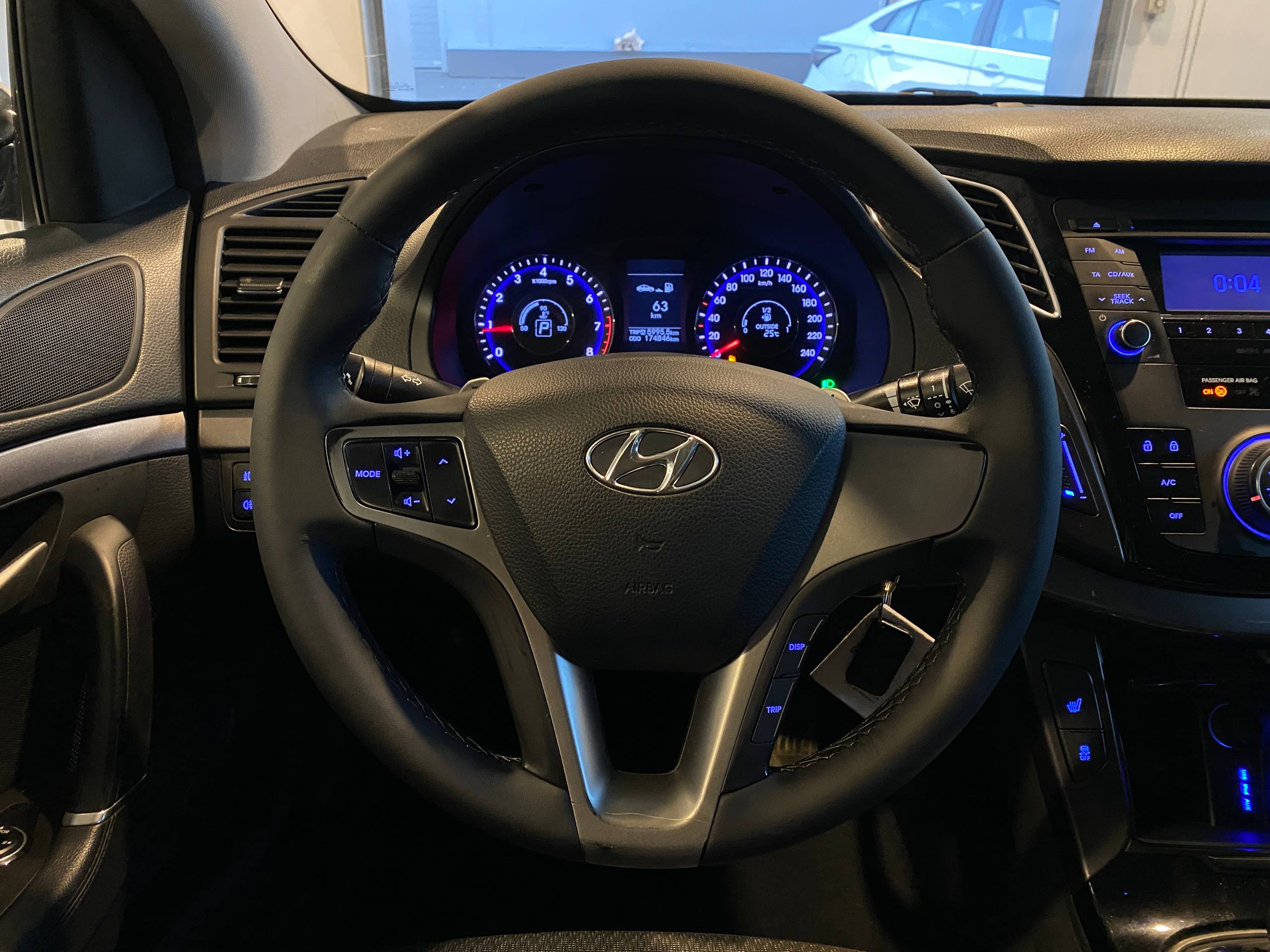HYUNDAI I40