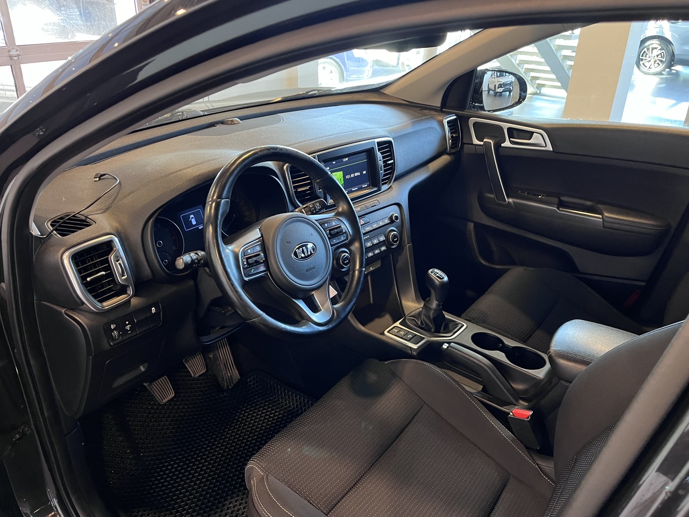 KIA SPORTAGE