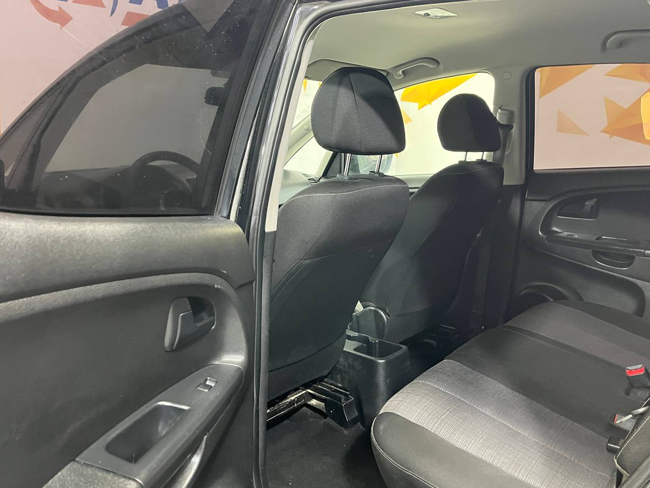 KIA VENGA