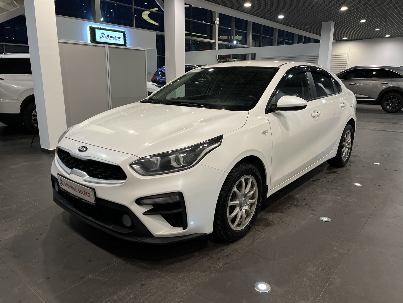 KIA CERATO
