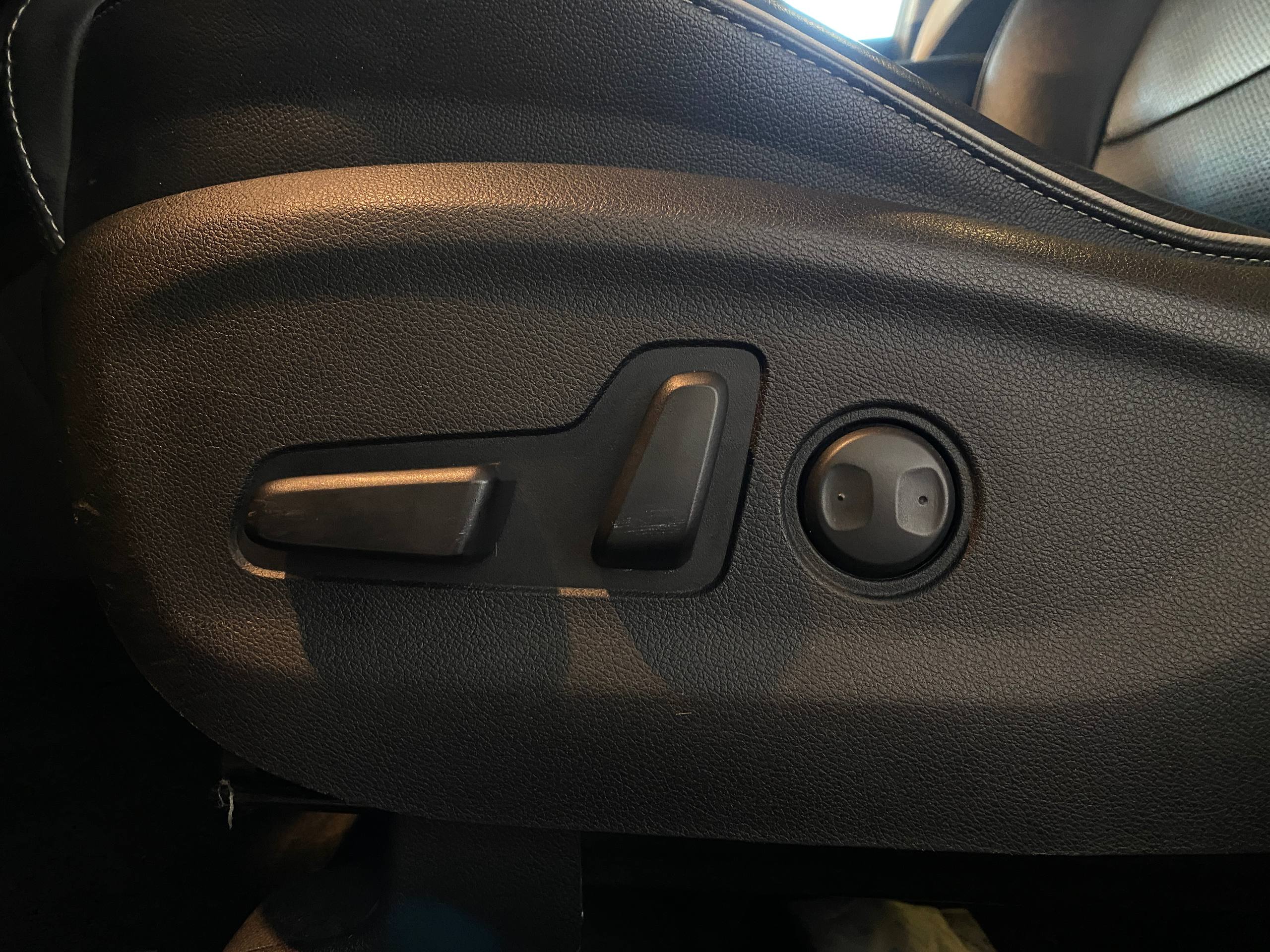 KIA SPORTAGE S