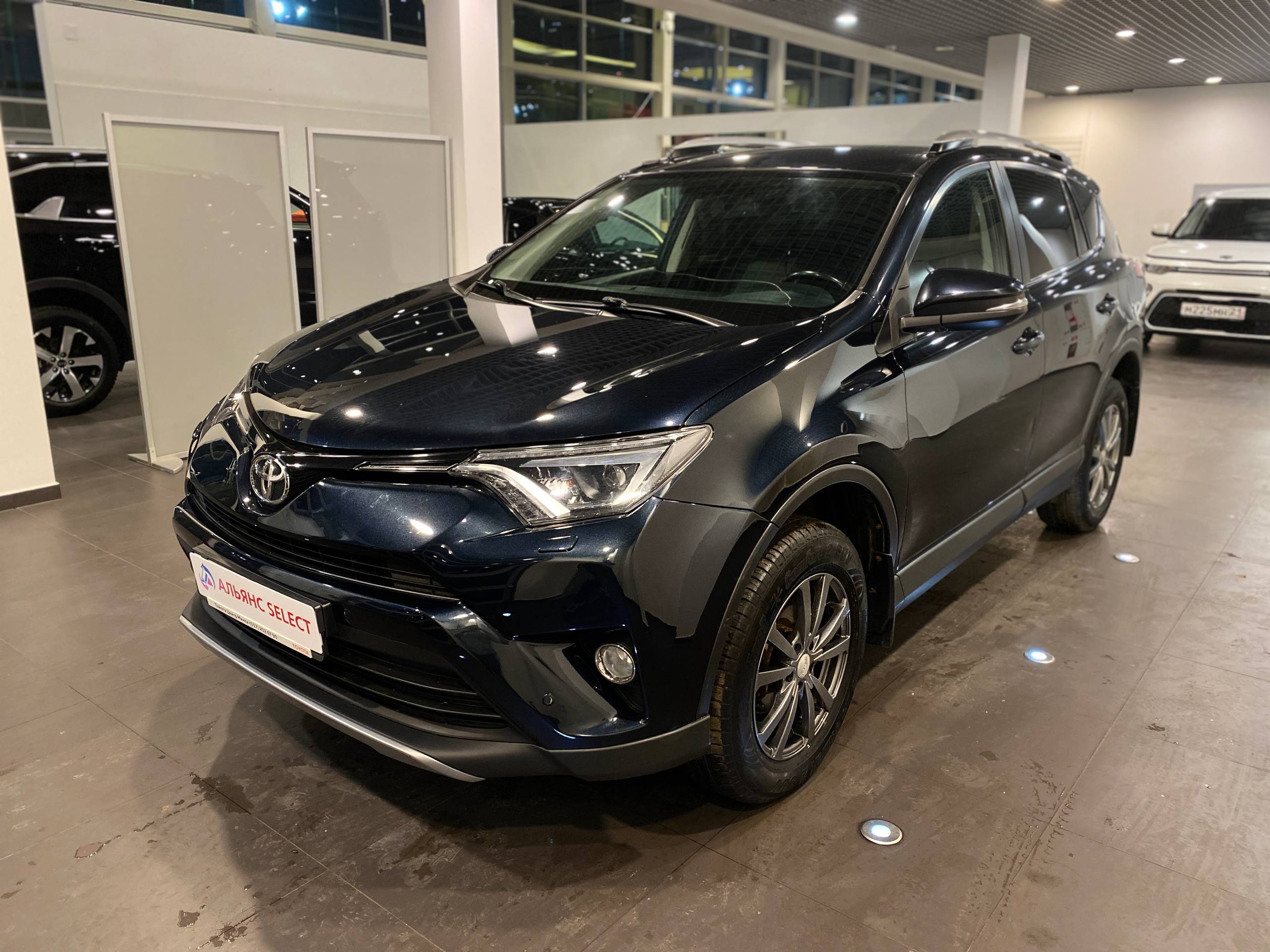 TOYOTA RAV4
