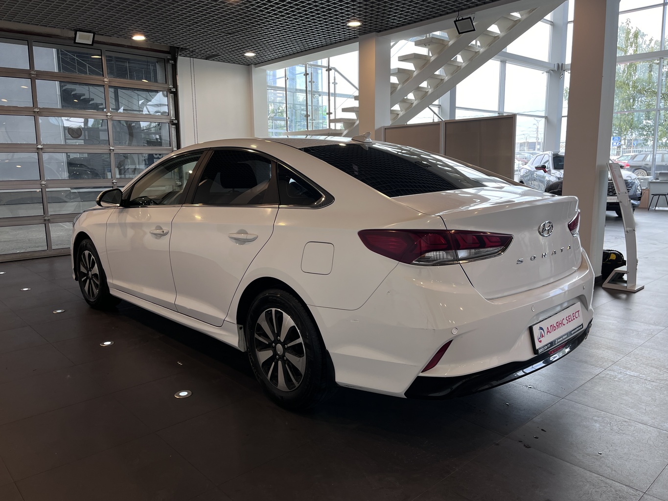 HYUNDAI SONATA
