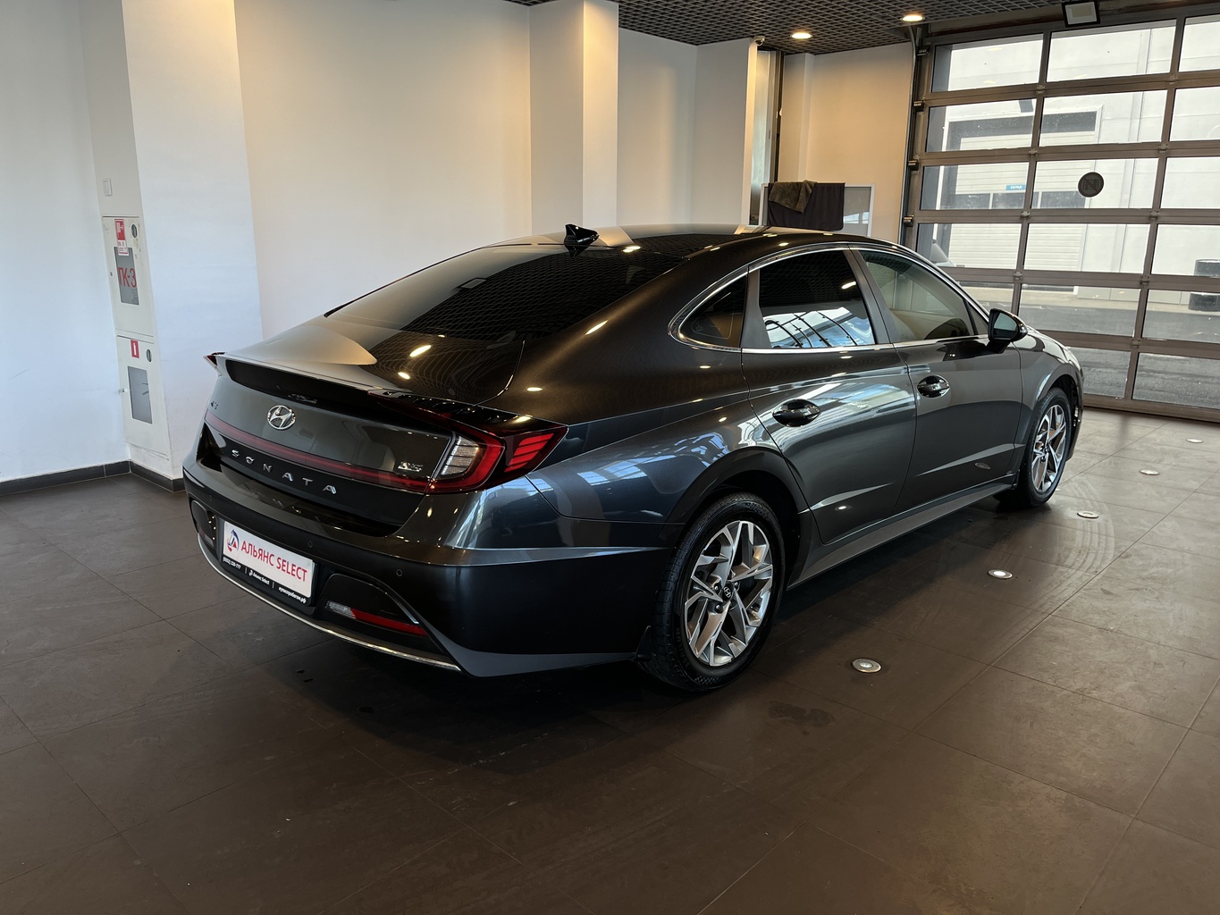 HYUNDAI SONATA