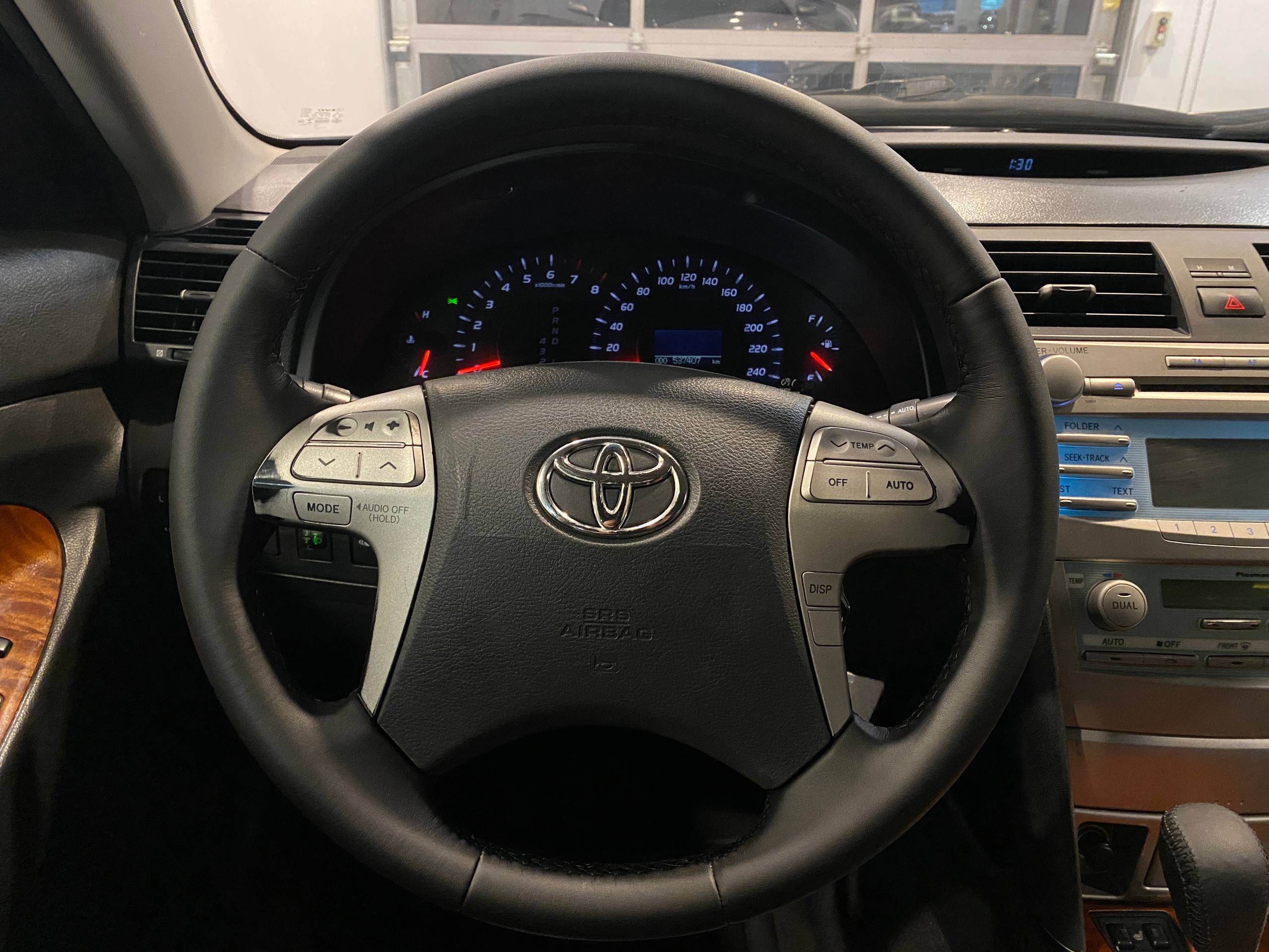 TOYOTA CAMRY