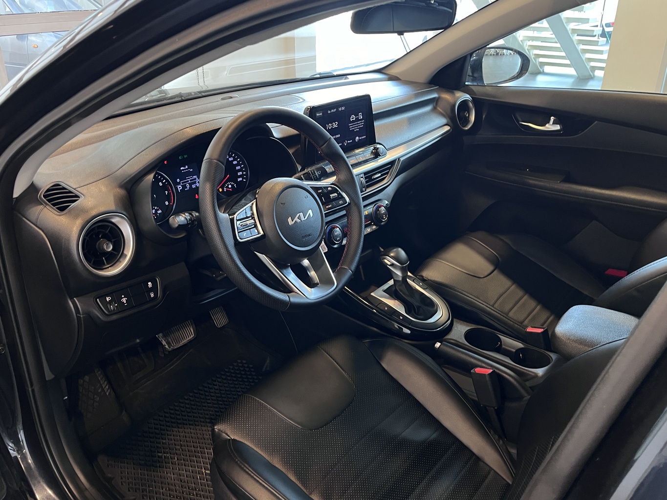KIA CERATO