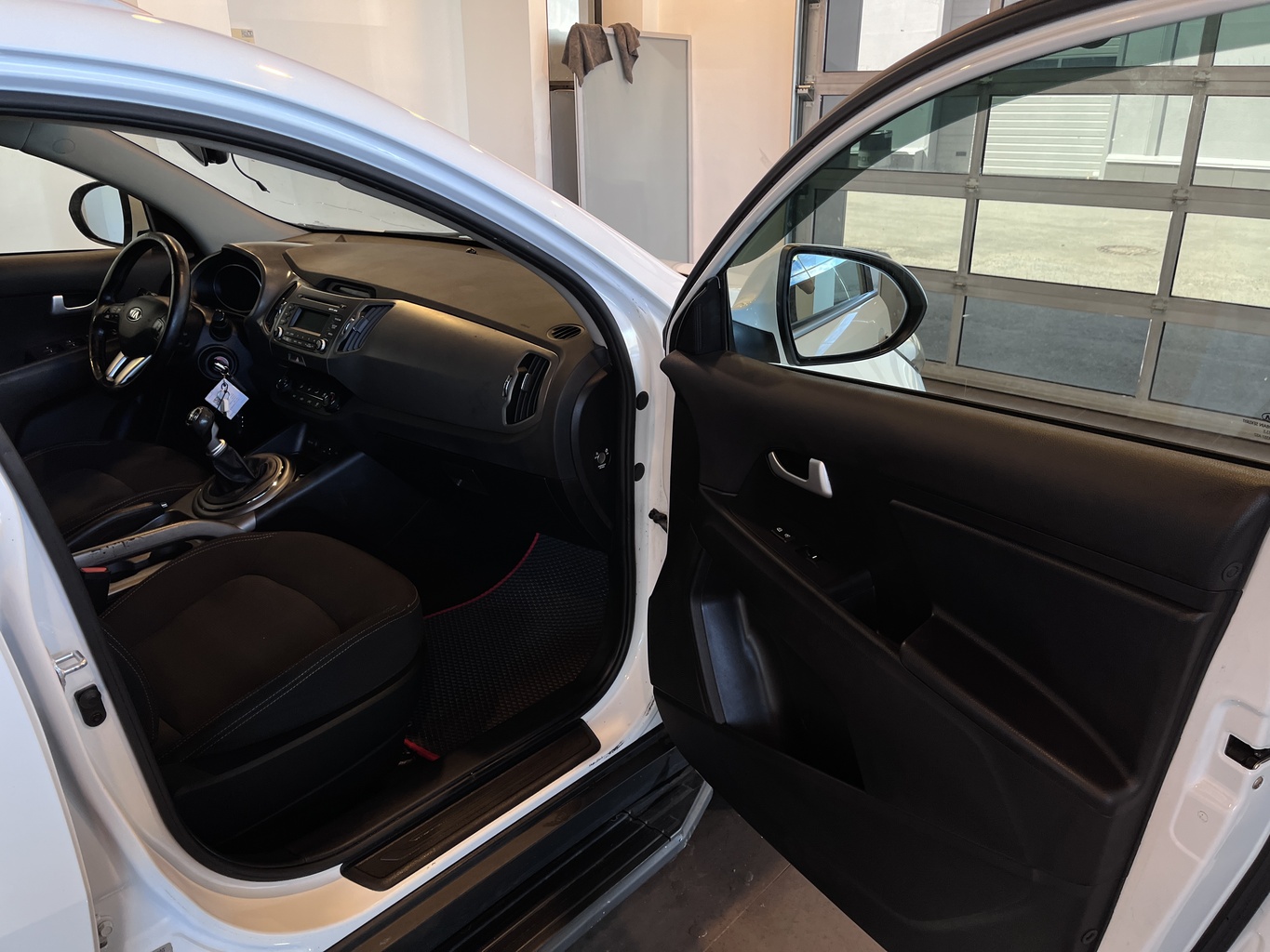 KIA SPORTAGE
