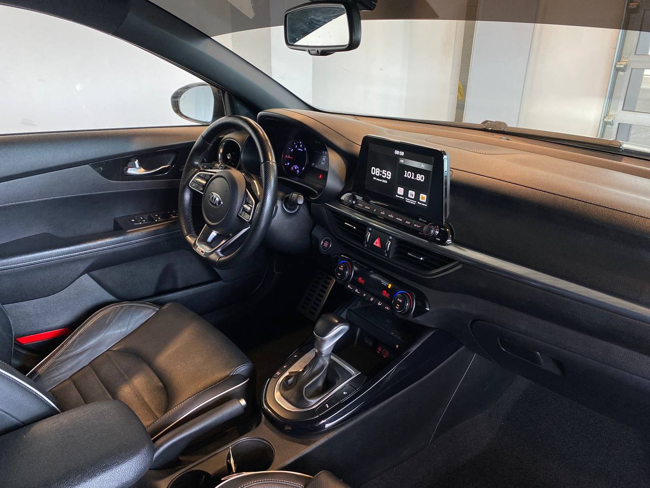 KIA CERATO