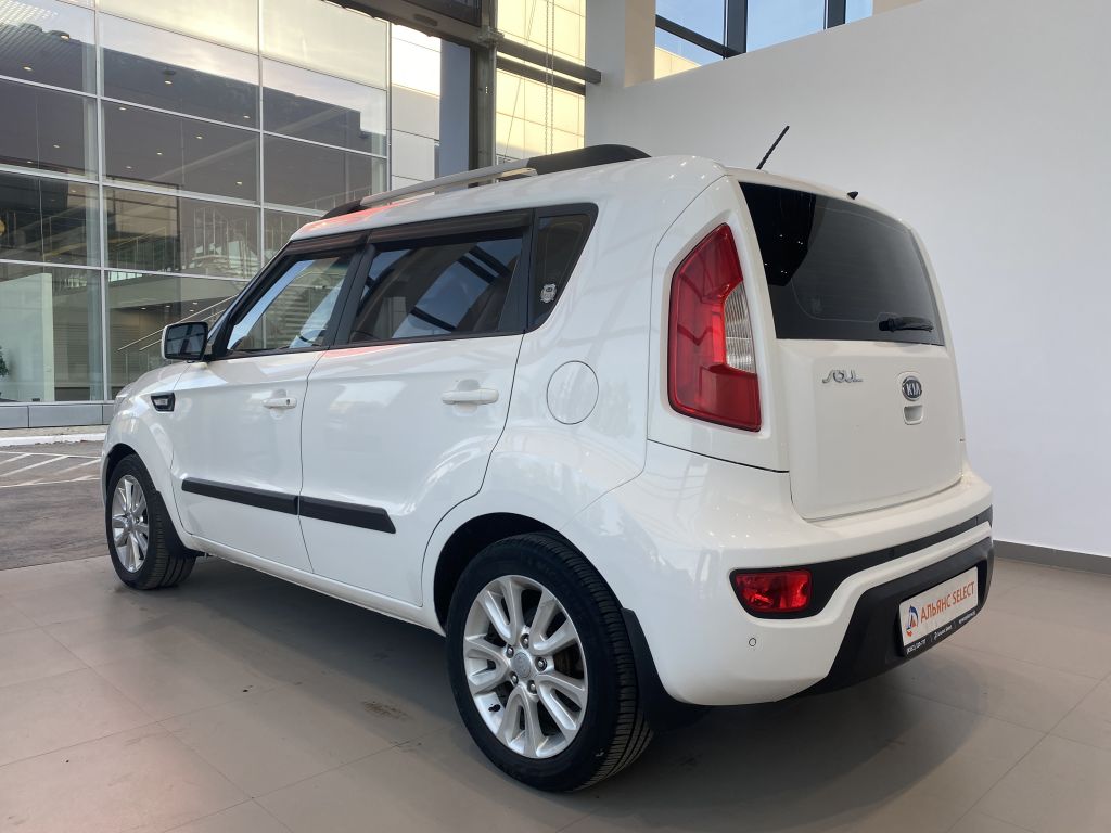 KIA SOUL