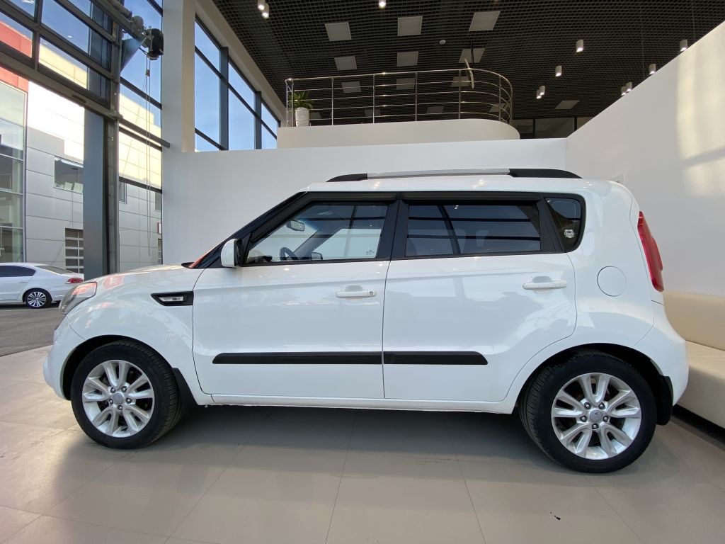 KIA SOUL