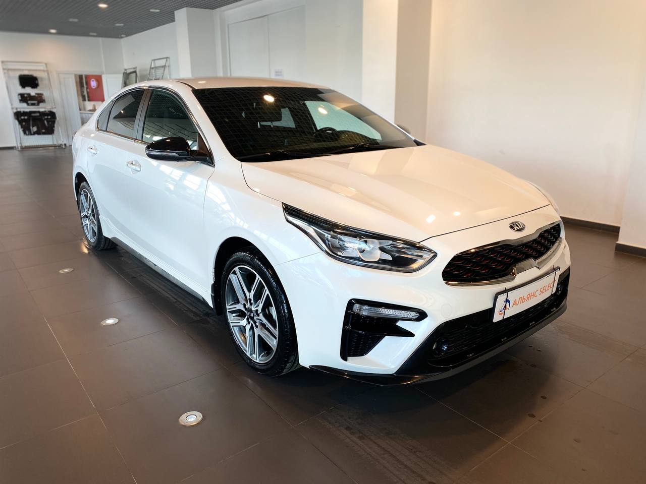 KIA CERATO