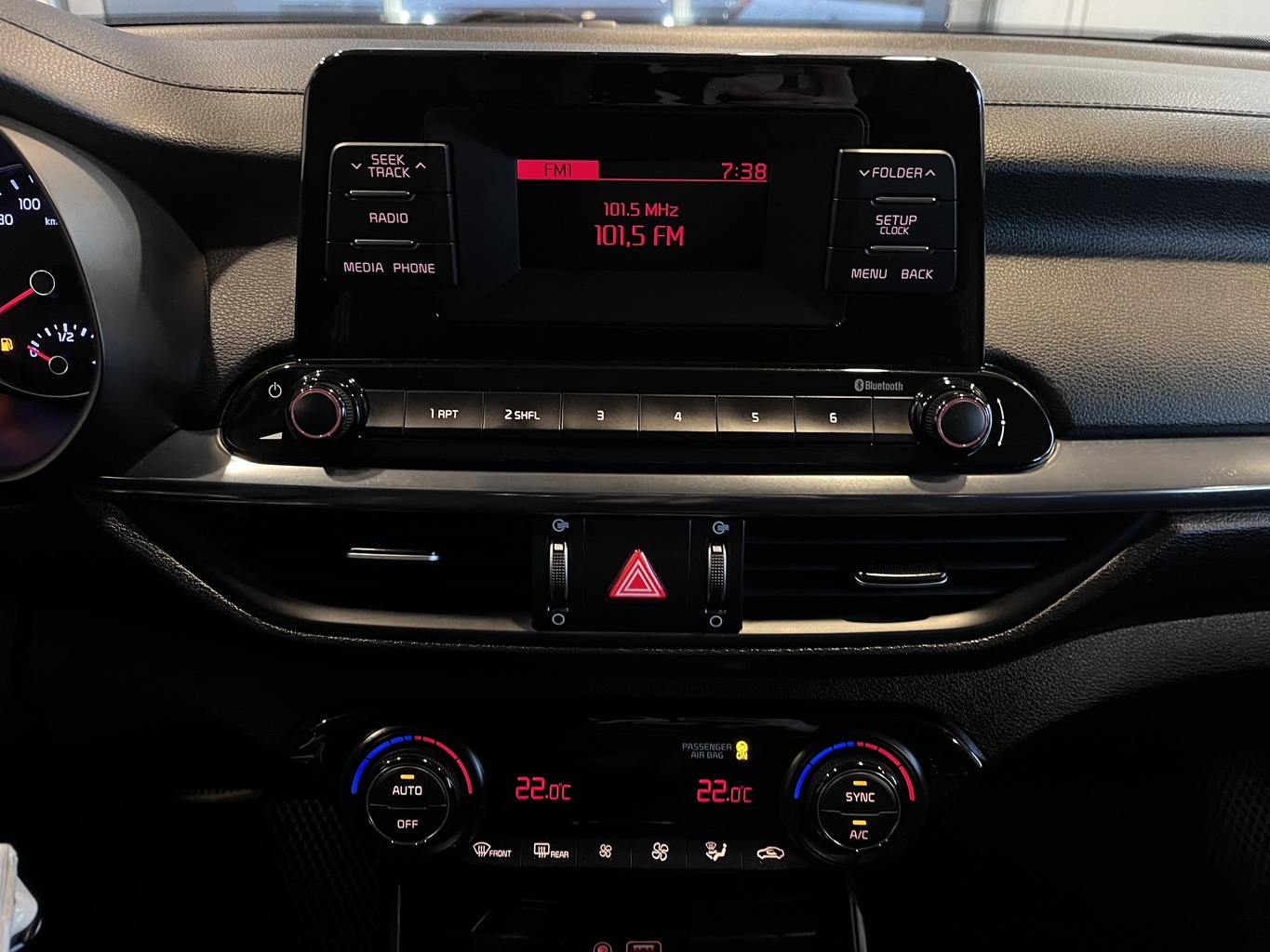 KIA CERATO