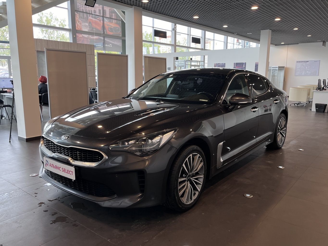 KIA STINGER