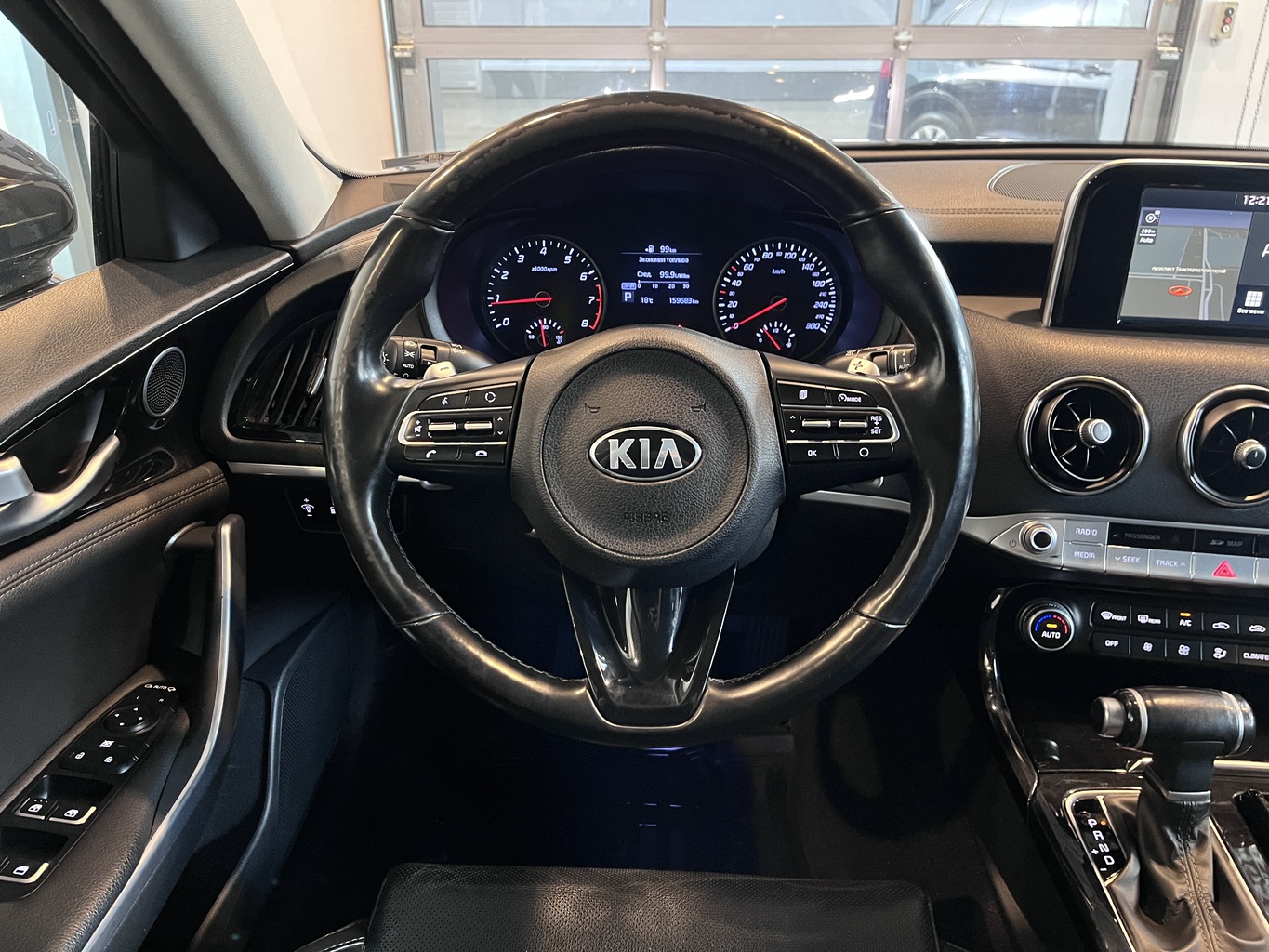 KIA STINGER
