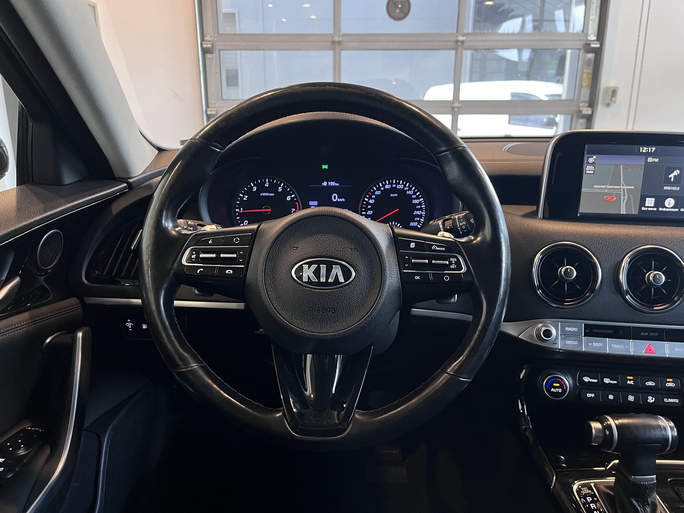 KIA STINGER
