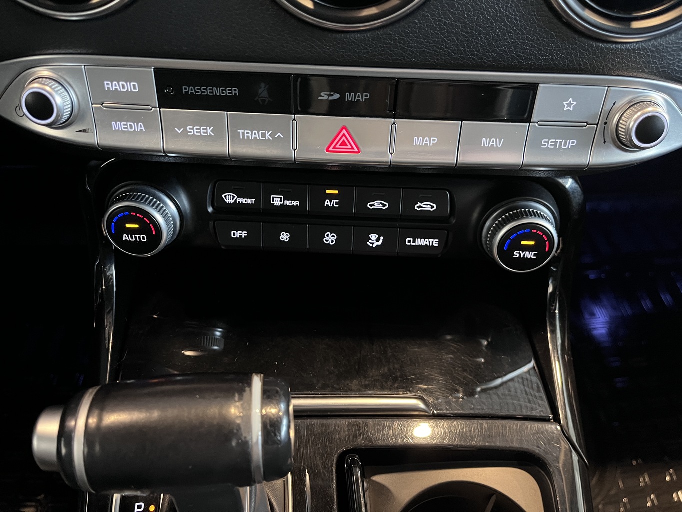 KIA STINGER