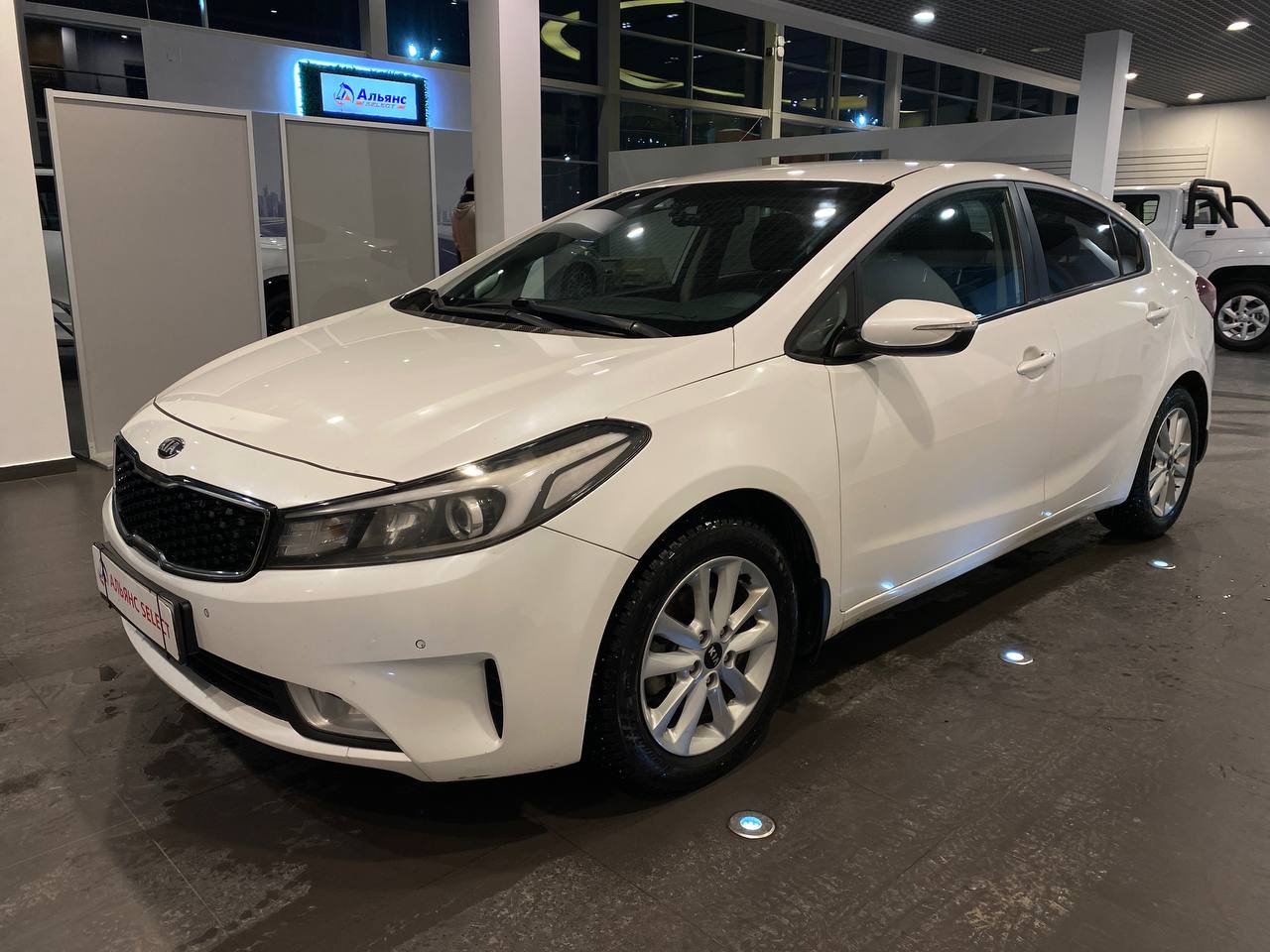 KIA CERATO