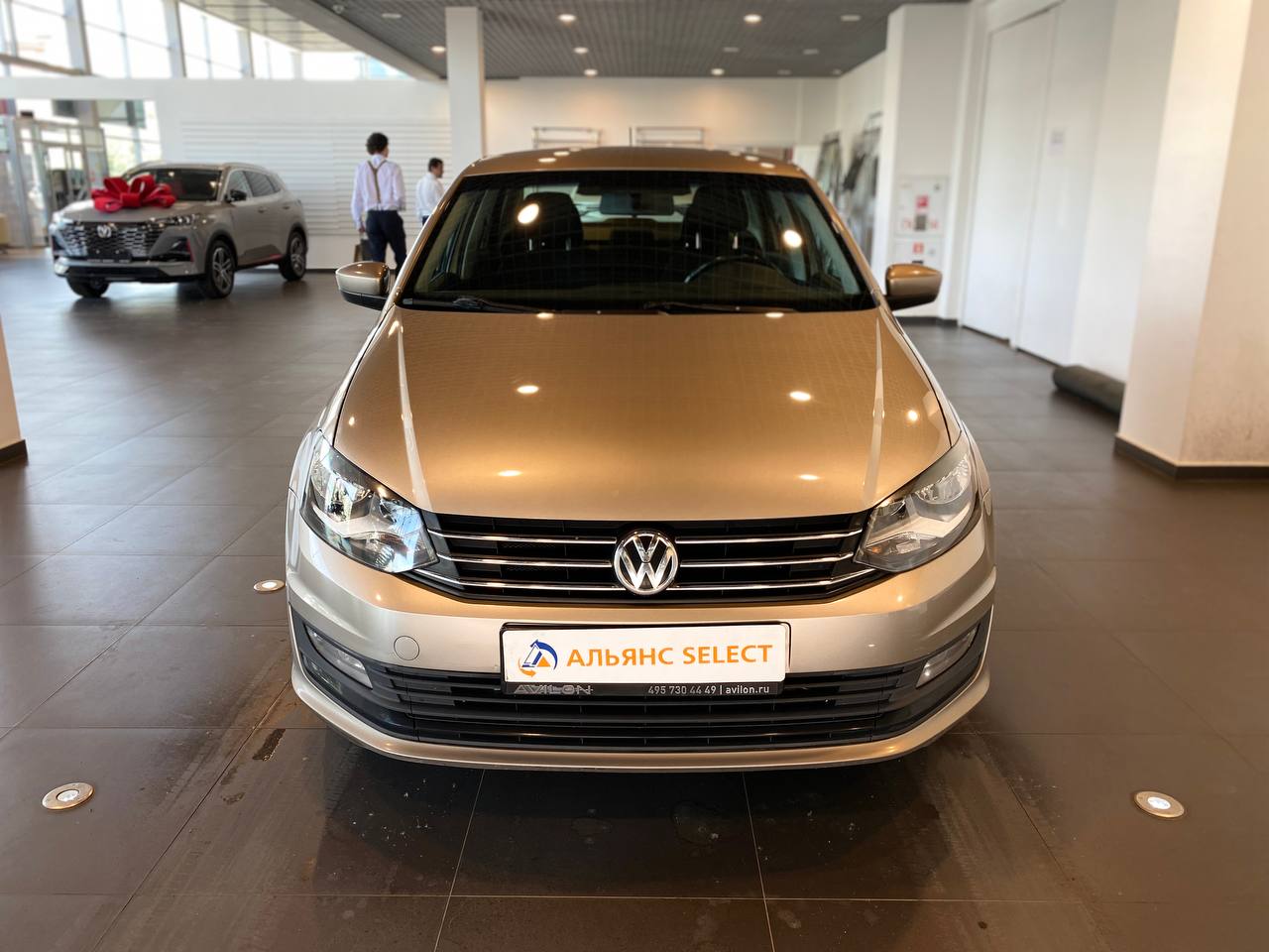 VOLKSWAGEN POLO
