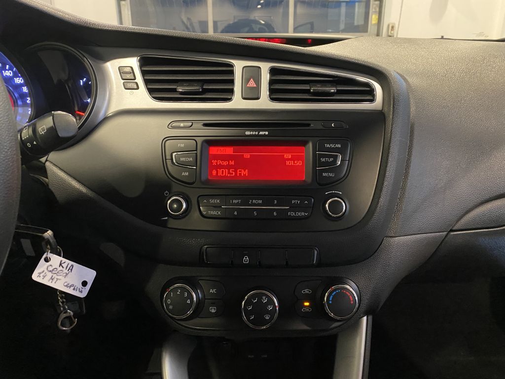 KIA CEED