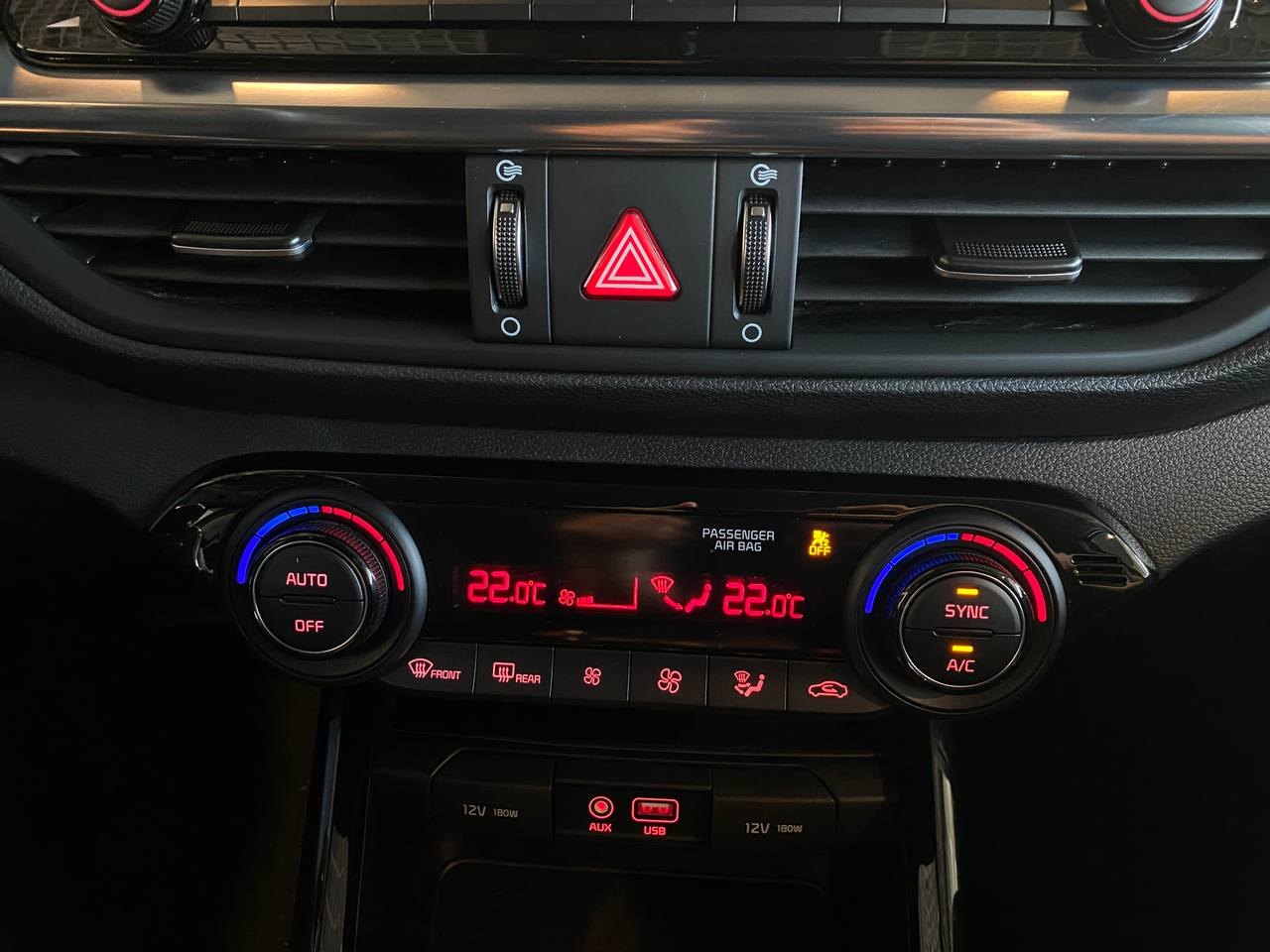 KIA CERATO