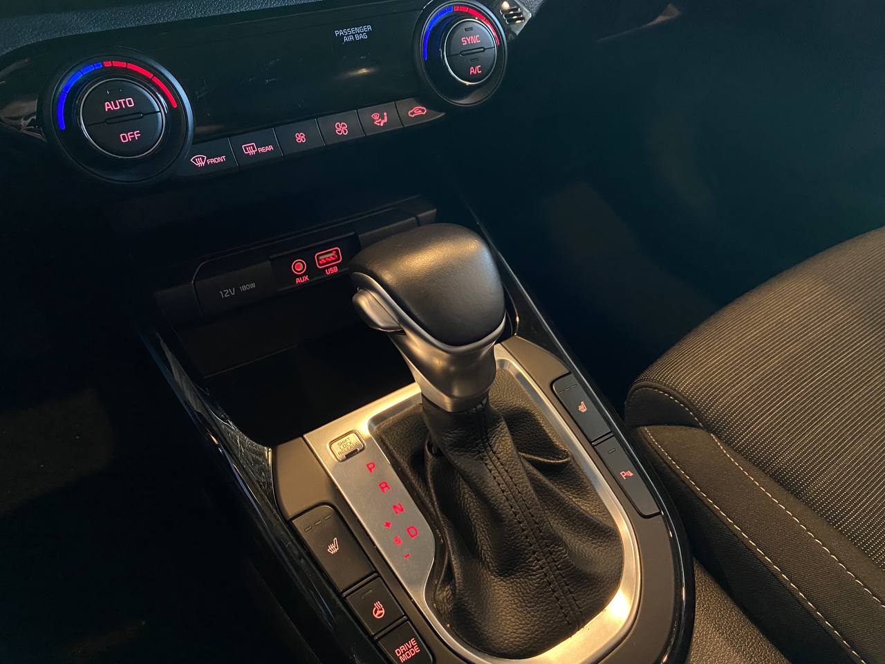 KIA CERATO