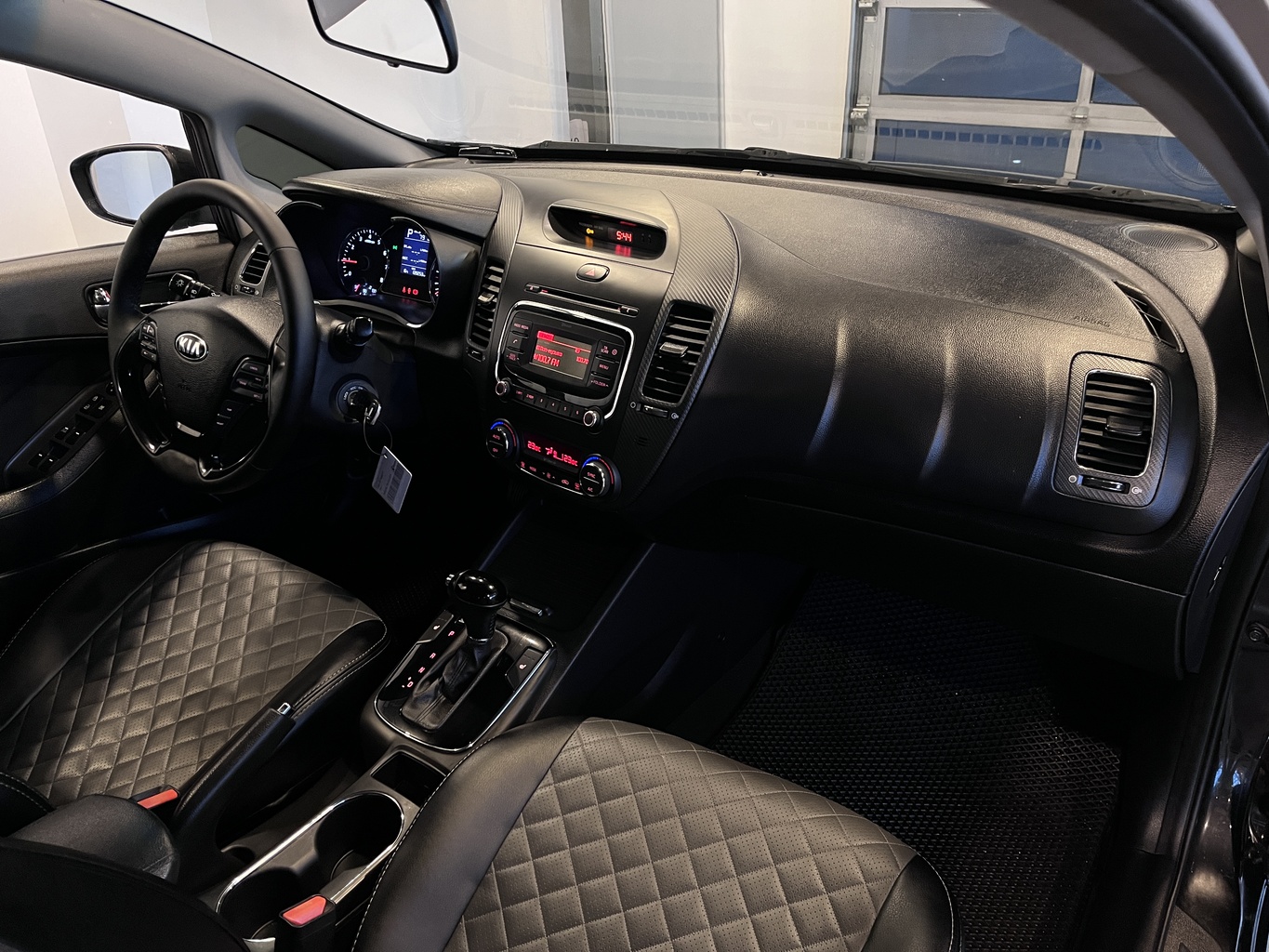 KIA CERATO